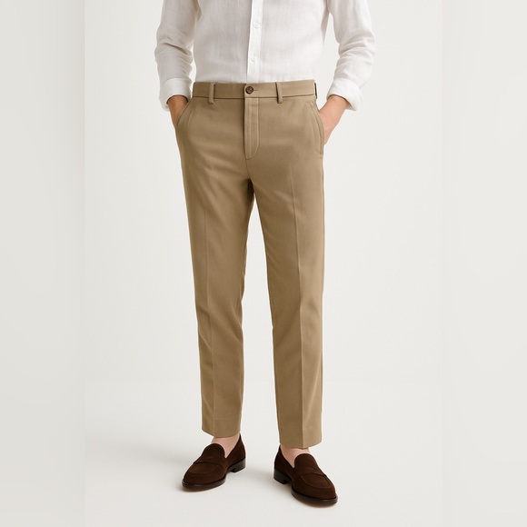 NWT Club Monaco Khaki Textured Slim Pants